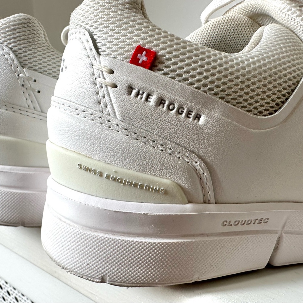 On The Roger Advantage Shoe - Picture 4 of 10